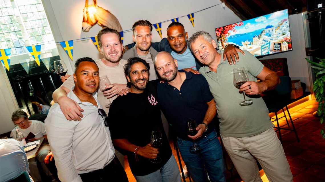 20260927150312 Glue Agency ABBA JitskeSeckel